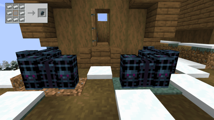 Spawner and glowing ⁤walls in Minecraft